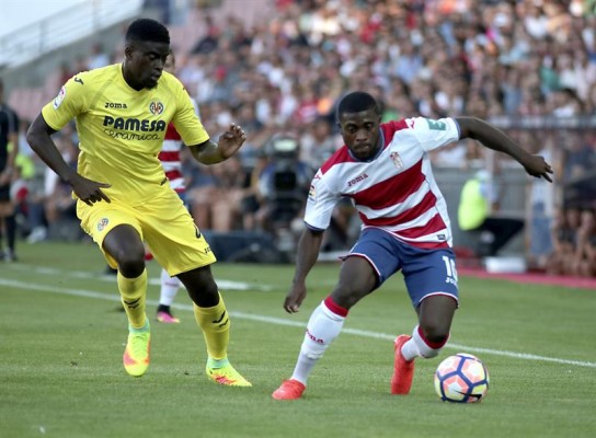 El Villarreal perdonó y cedió el empate en Granada 