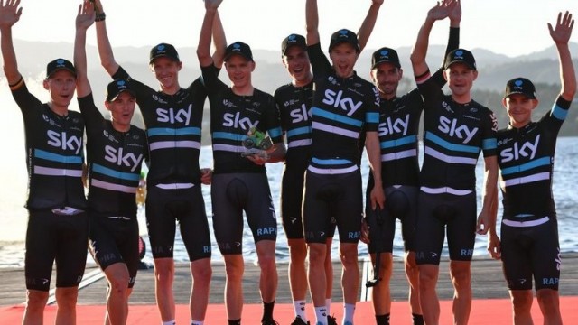 El Sky viste de rojo a Kennaugh y Contador cede 52 segundos
