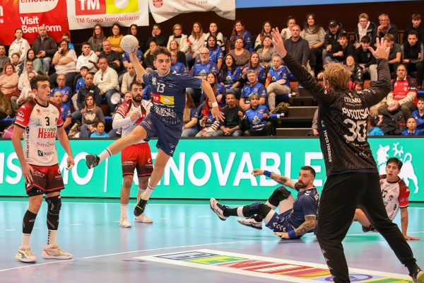 El TM Benidorm quiere recuperar la dinámica positiva en la pista del Anaitasuna
