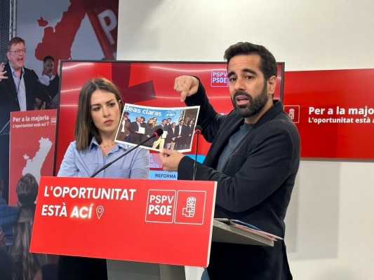 El PSPV acusa a Mazón de utilizar el acto del día de la Constitución para 