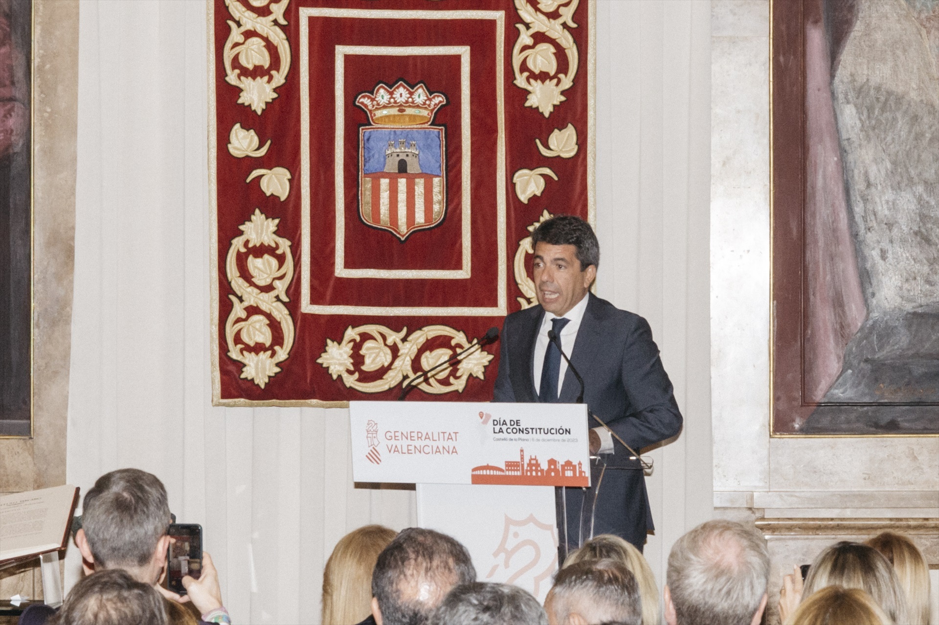 Mazón dice que la Constitución 