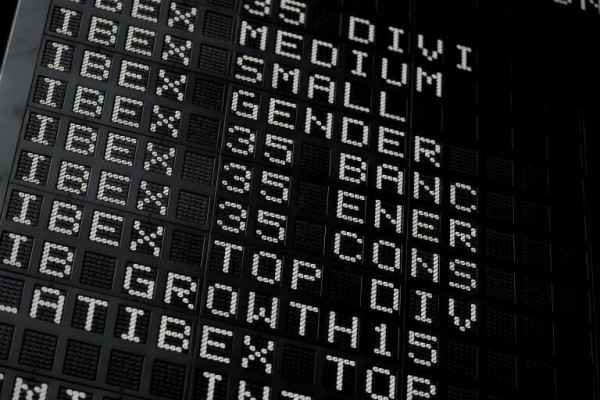 Sigue la marcha triunfal del Ibex 35: otra sesión al alza y consolidando los 10.200 puntos
