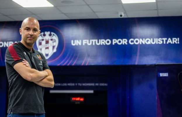 Sánchez Vera y la plantilla, sorprendidos con el aviso de reducción de presupuesto
