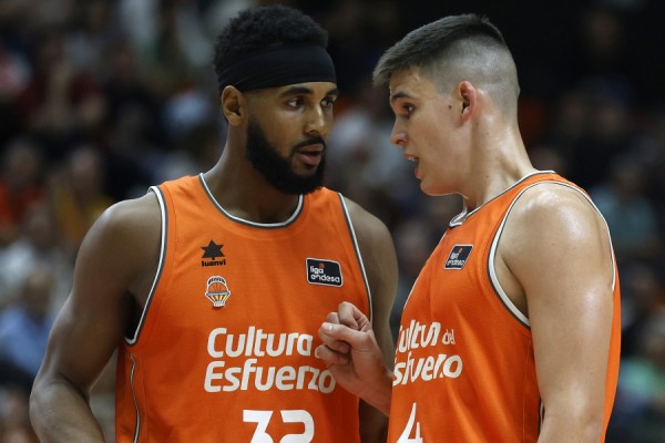 El Valencia, obligado a reaccionar ante el Estrella Roja
