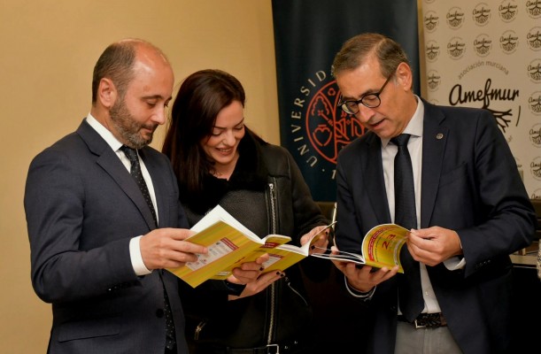 Las empresas familiares de la Región contarán con ayudas de 10.000 euros para planificar el relevo generacional


