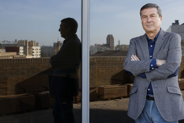 El conseller Gómez pide al nuevo Gobierno una política sanitaria eficaz y que huya de la 