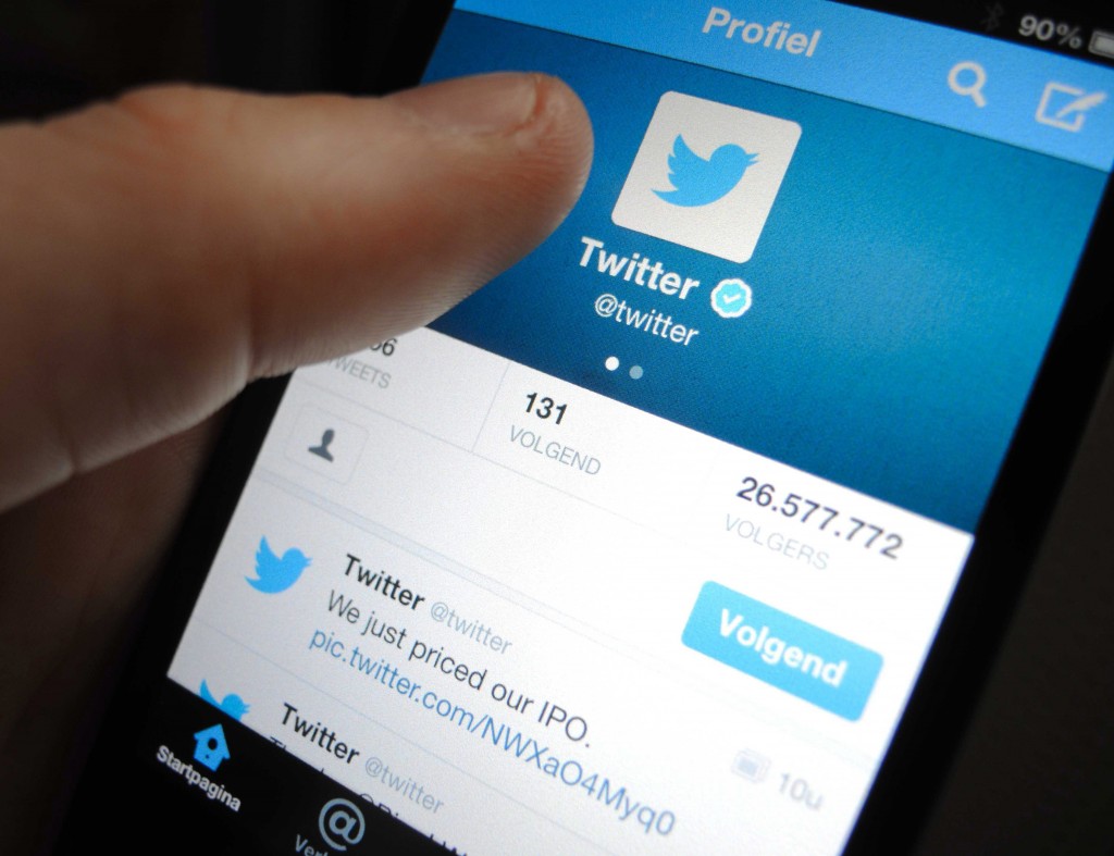 Twitter ha cerrado 360.000 cuentas desde 2015 por promover el terrorismo

