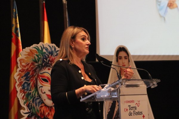 Montes anima a los municipios a pedir la declaración de interés turístico de sus fiestas