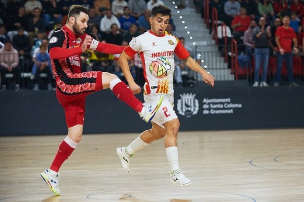 ElPozo Murcia sigue sin remachar y, tras ir ganando por dos veces, cae en Santa Coloma 