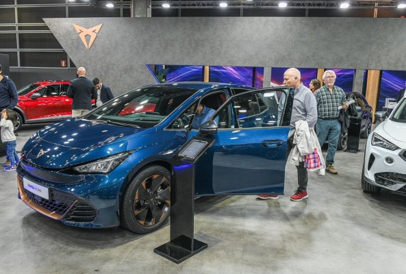 Fin de semana al completo en la Feria del Automóvil de València