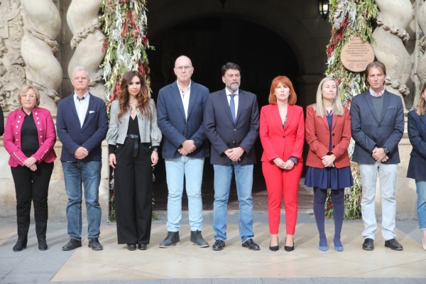 El PP de Alicante cierra la contratación de tres altos cargos con una decena de candidatos