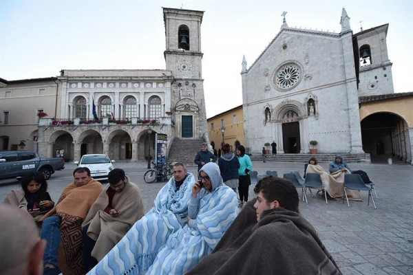 El terremoto en el centro de Italia deja ya 247 muertos 