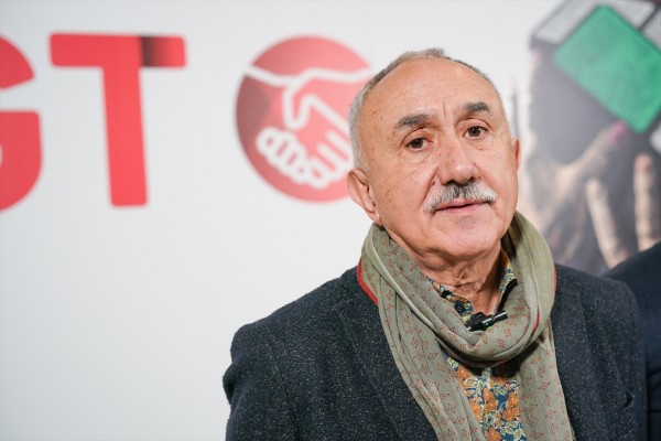 Álvarez ve 
