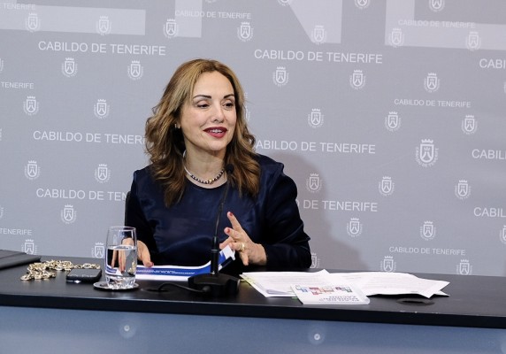 Ángel Víctor Torres nombra como 'número tres' a Berta Pérez, exvicepresidenta del Cabildo de Tenerife
