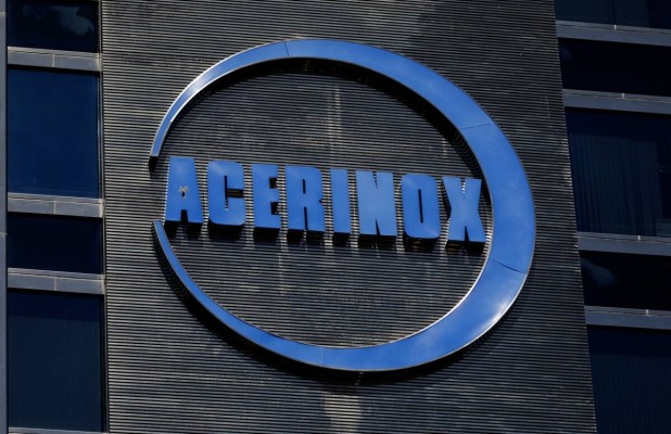 Acerinox, a perforar su resistencia relevante