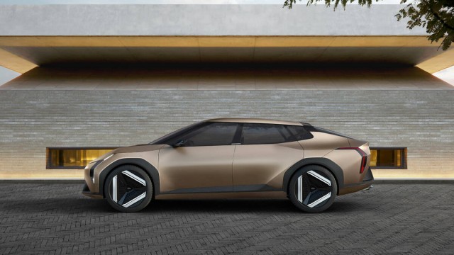 Kia acelera la difusión de los vehículos eléctricos con la presentación del EV5 y dos prototipos durante el EV Day