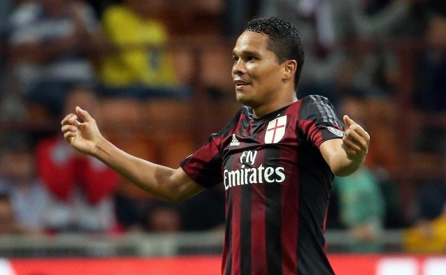 Bacca confirma que se queda en el Milan: 