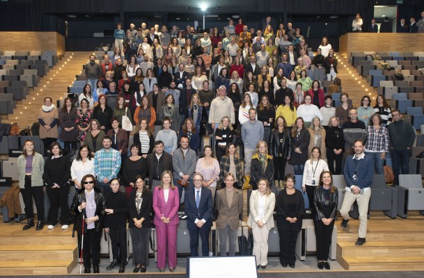 La Fundación ”la Caixa” destina 3 millones de euros 
a 111 proyectos de entidades sociales 
de la Comunitat 