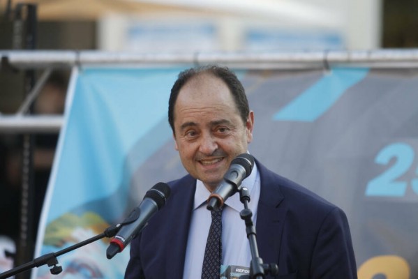 Juristes anima a PP, PSPV y Compromís a trasladar a Madrid un frente unido por la agenda valenciana
