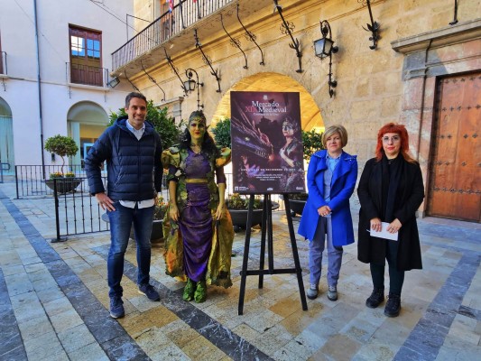 Caravaca viaja cinco días al Medievo con un gran mercado artesanal con más de 200 puestos