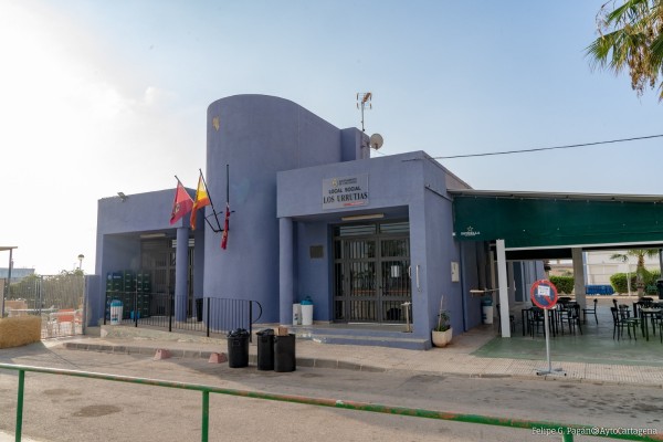 El Ayuntamiento de Cartagena saca a licitación el servicio de cantina del local social de Los Urrutias