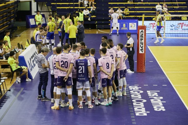 UPV Léleman Conqueridor cae ante un entonado Guaguas con una mejor versión de su juego