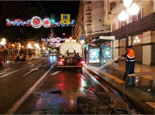 Consulta sobre limpieza y recogida de residuos de Alicante: el 62% pide que no se fume en la playa