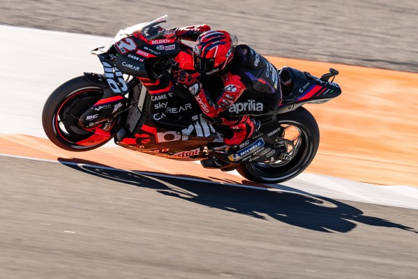 Pole para Maverick Viñales por delante de Bagnaia, Martín cuarto
