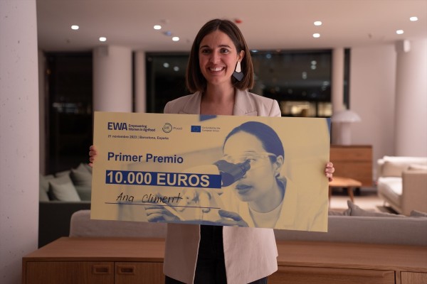 Ana Climent recibe el EIT Food por recuperar dos variedades de cacahuetes en vías de extinción