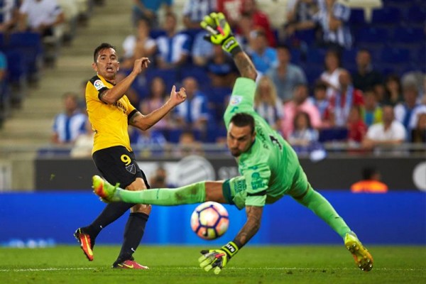 El Málaga iguala el doblete de Gerard Moreno