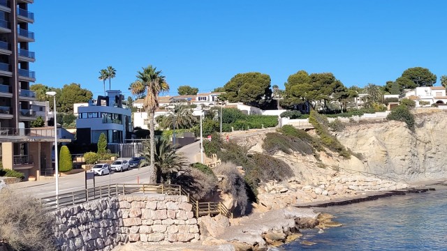 Culminan las obras que recuperan el acceso a la Cala Calalga en Calp con 112.000 euros

