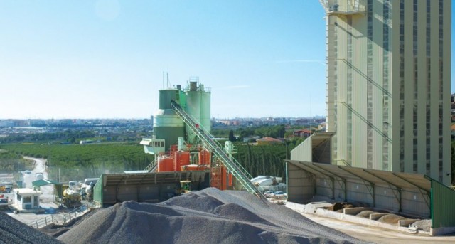 Simetría proyecta un salto en la cantera La Torreta: prevé abrir una planta de tratamiento de residuos