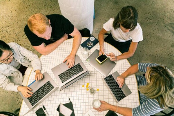 Industria ofrece ayudas de 40.000 euros para mejorar la innovación en 'Activa Startups'