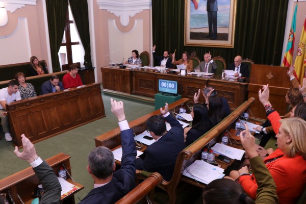 El PSPV de Castelló pide al Gobierno y al Consell que potencien las medidas de apoyo a la cerámica