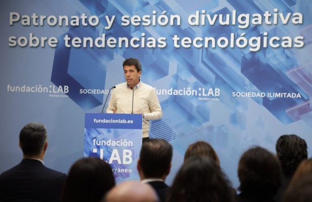 Mazón apuesta por impulsar la actividad empresarial con rebajas fiscales y menos trámites