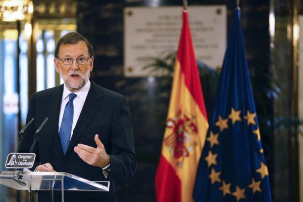 Rajoy insiste en pedir un cambio al PSOE porque sus 170 apoyos aún no son suficientes

