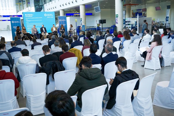 El aeropuerto centra su Business Forum en el 'hub' aeroespacial y la mejora de la conectividad aérea