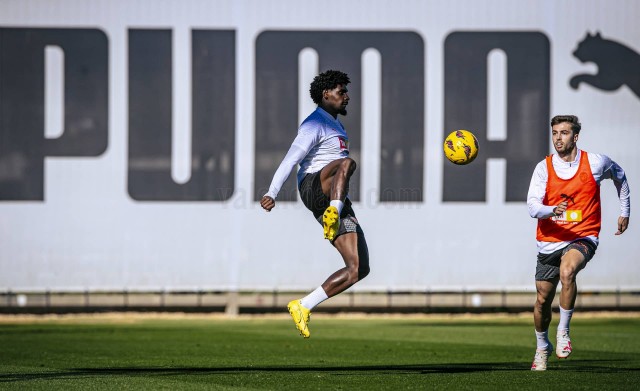 Baraja recupera a los internacionales y ya mira al Celta de Vigo