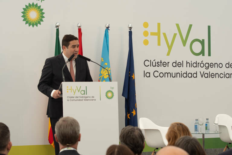 BP duplicará su producción de biocombustible en Castellón en la primera fase del hidrógeno verde