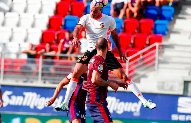 Abdennour quiere quedarse en el VCF 