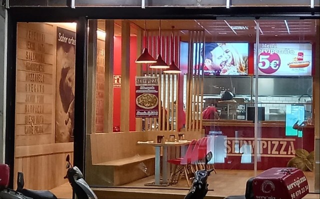 La franquicia alicantina Servipizza se instala en Crevillent