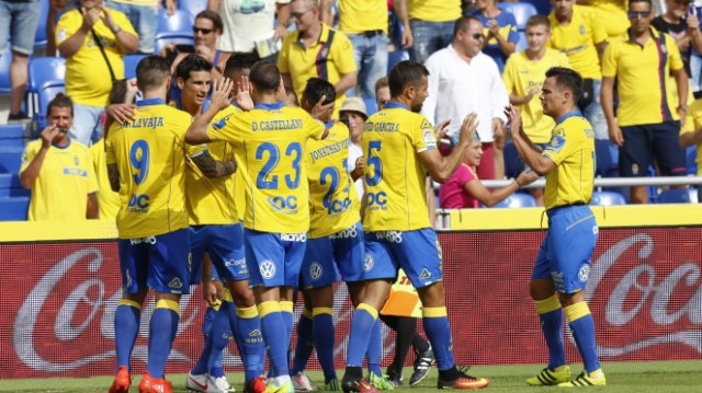 Las Palmas se gusta y arrolla al Granada 