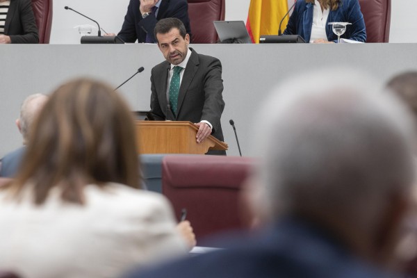 Vox saca adelante por unanimidad una moción para mejorar las jubilaciones de los abogados
