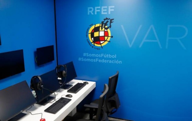El CTA estudia hacer públicas las conversaciones entre el árbitro y el VAR en determinadas jugadas