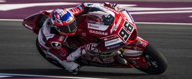 Dixon no quiere dejar escapar la tercera plaza 
