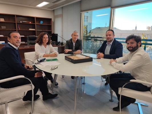 Manises solicita mejoras en los tres centros de salud del municipio