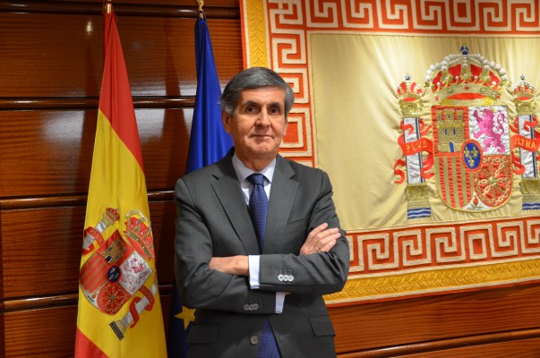 Mapfre ficha al expresidente del Tribunal Constitucional Pedro González-Trevijano