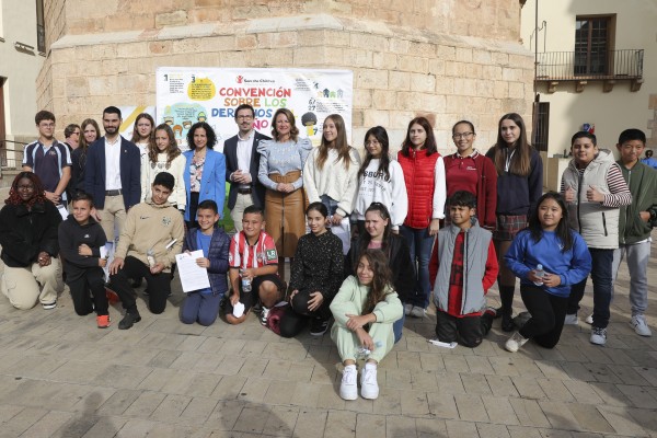Castelló celebra el Día de los Derechos de la Infancia con la lectura de un decálogo plurilingüe
