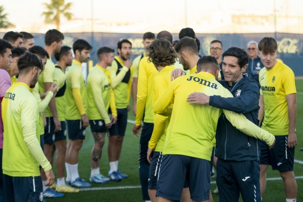 La lesión de Mandi empaña las altas de Foyth y Pedraza en la vuelta del Villarreal tras el parón