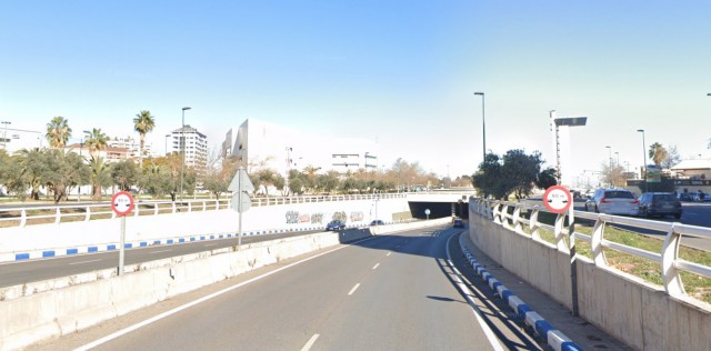 El Mitma adjudica la mejora de la iluminación del paso inferior de la V-21 a la entrada de València